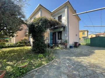 Villa in vendita a Brescia BS