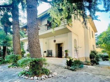 Villa in vendita a Brescia BS