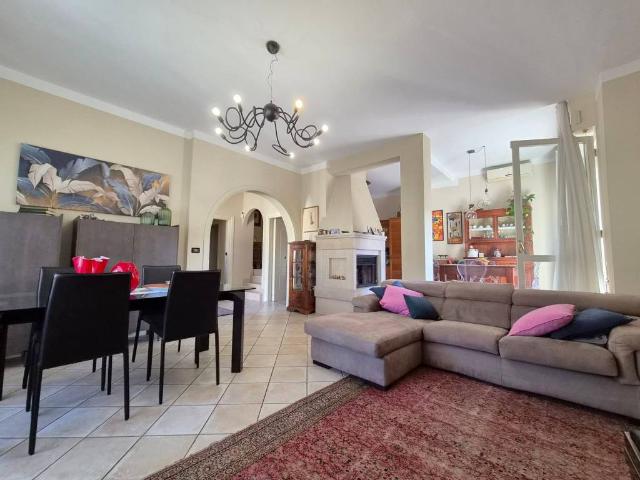 Villa in vendita a Brescia BS
