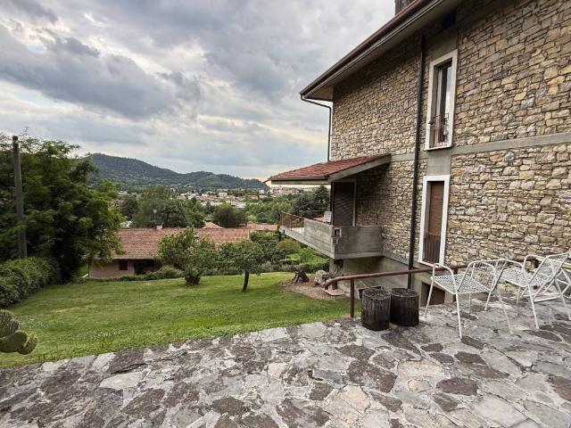Villa in vendita a Brescia BS