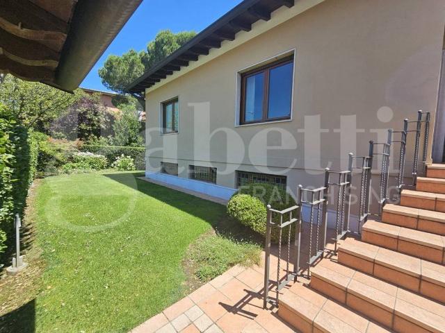 Villa in vendita a Brescia BS