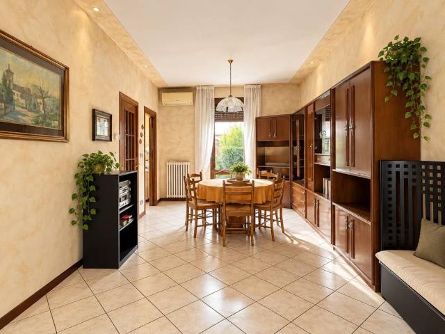 Villa in vendita a Brescia BS
