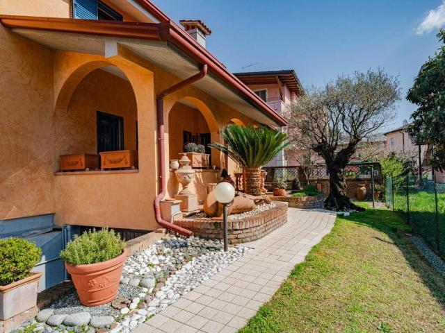 Villa in vendita a Brescia BS