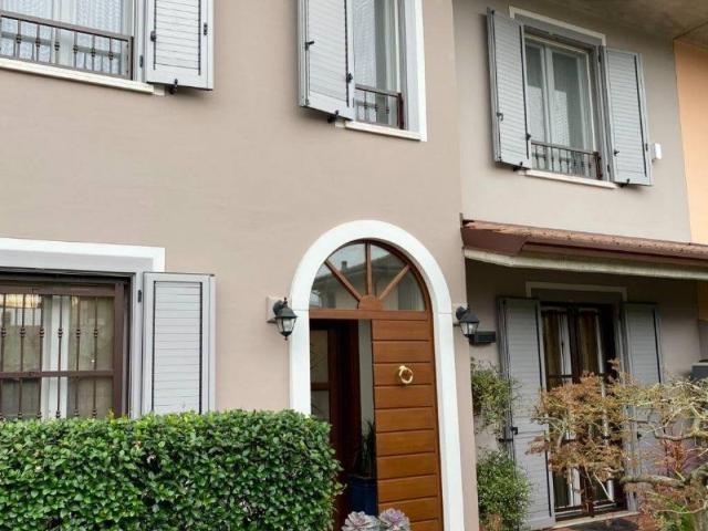 Villa in vendita a Brescia BS