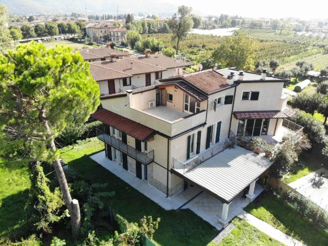 Villa in vendita a Brescia BS