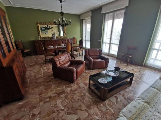 Villa in vendita a Bressana Bottarone PV