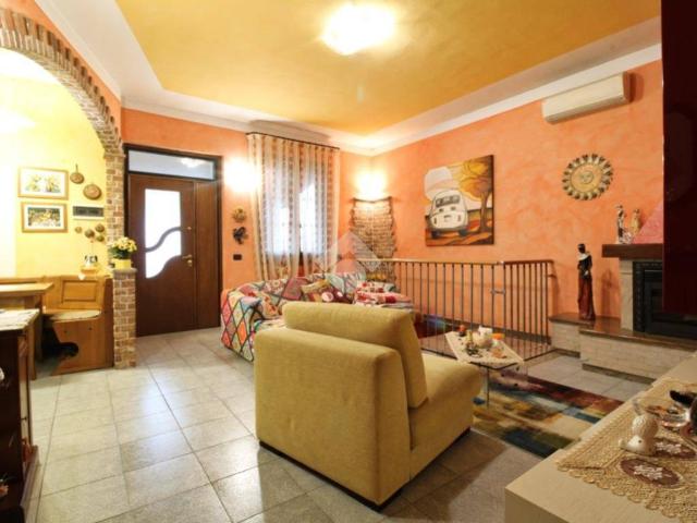 Villa in vendita a Bressana Bottarone PV