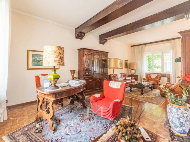 Villa in vendita a Bresso MI