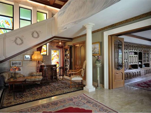 Villa in vendita a Brezzo di Bedero VA