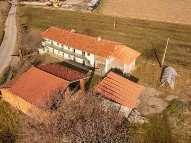 Villa in vendita a Bricherasio TO