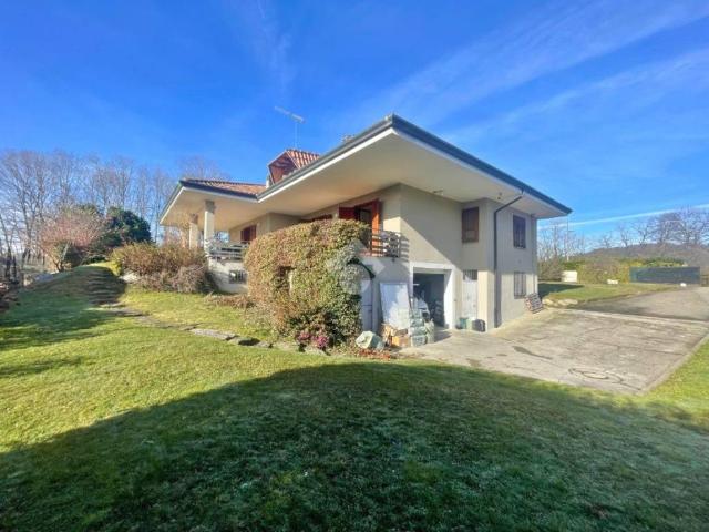 Villa in vendita a Briga Novarese NO