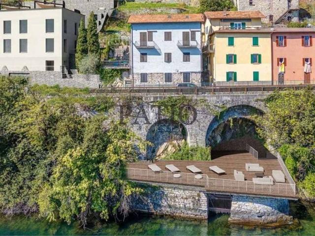 Villa in vendita a Brienno CO