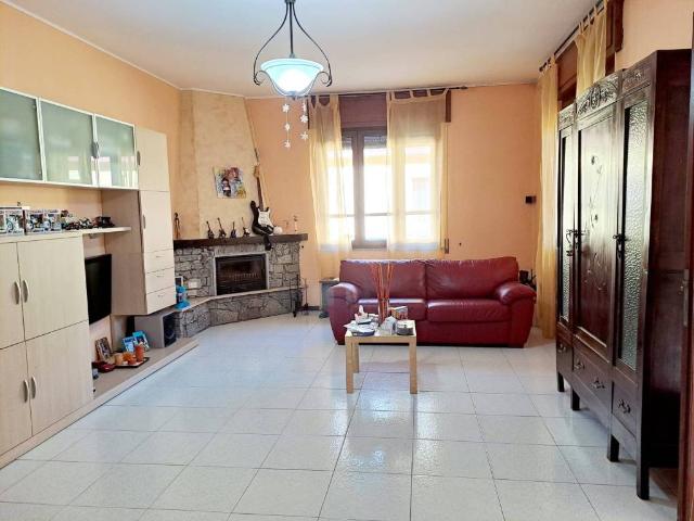 Villa in vendita a Briona NO
