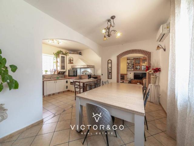 Villa in vendita a Briona NO