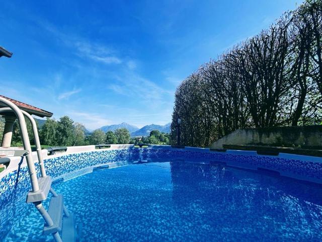 Villa in vendita a Brivio LC