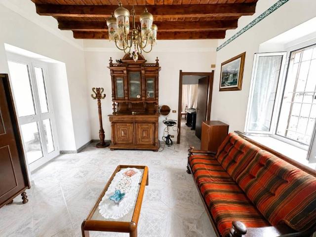 Villa in vendita a Brivio LC