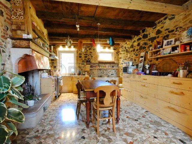Villa in vendita a Brogliano VI