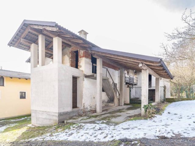Villa in vendita a Brondello CN
