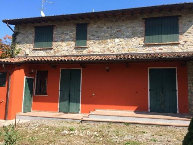 Villa in vendita a Broni PV