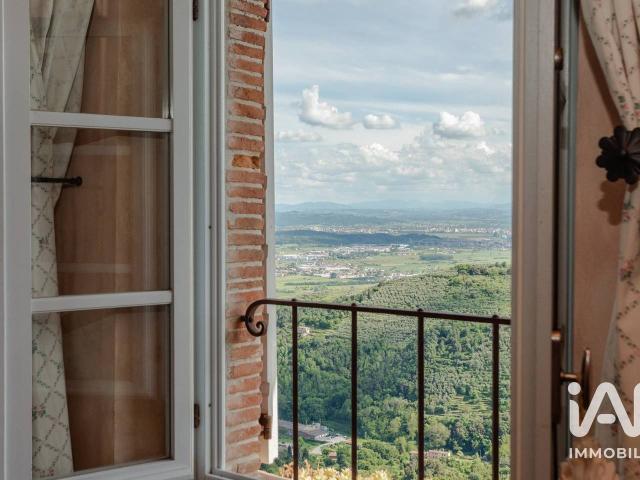 Villa in vendita a Buti