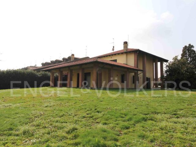 Villa in vendita a Bubbiano MI