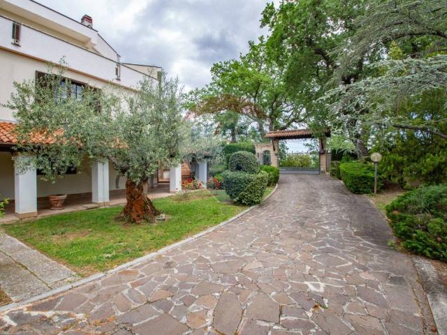Villa in vendita a Bucchianico CH