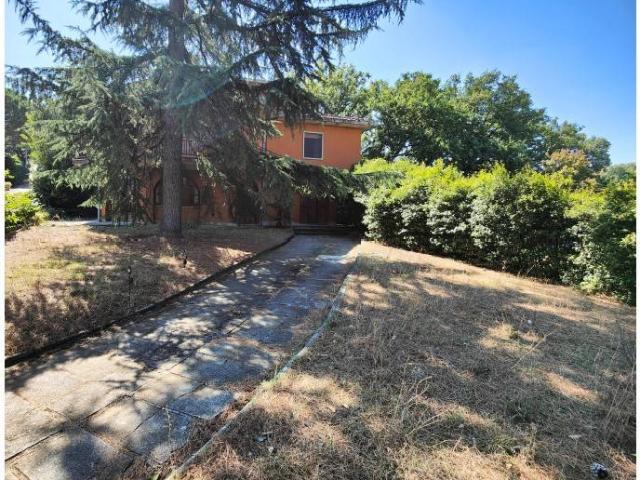 Villa in vendita a Bucine AR