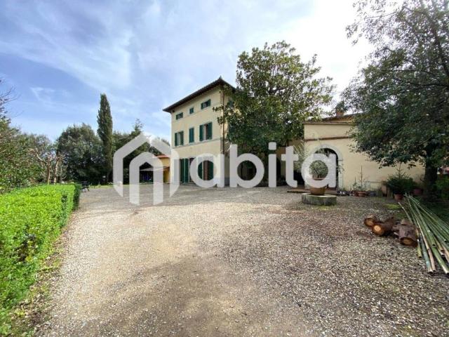 Villa in vendita a Bucine AR