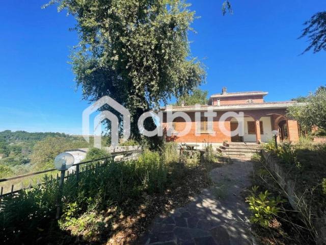 Villa in vendita a Bucine AR