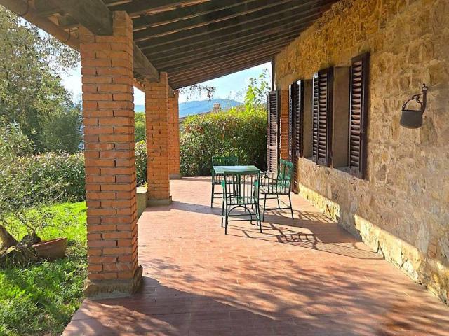 Villa in vendita a Bucine AR