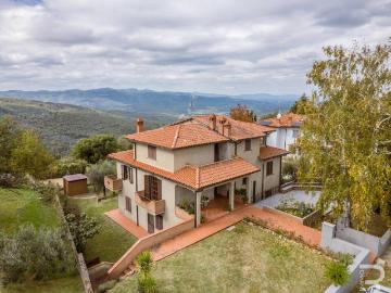 Villa in vendita a Bucine AR