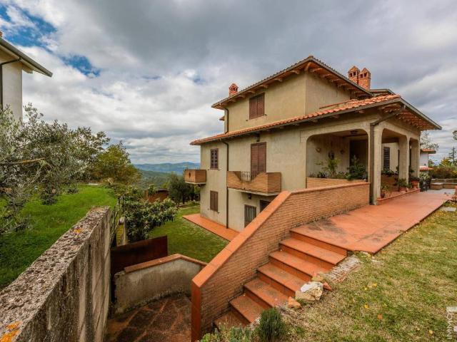 Villa in vendita a Bucine AR