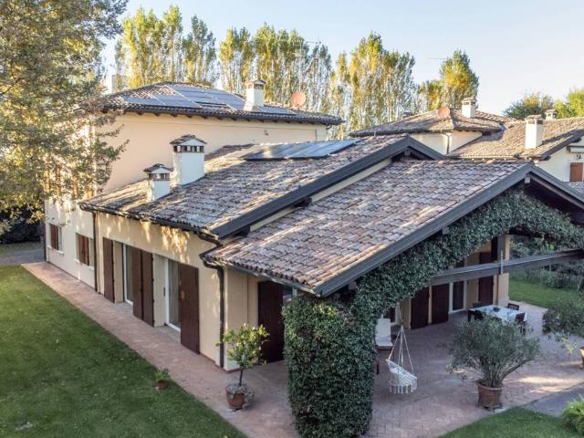 Villa in vendita a Budrio BO
