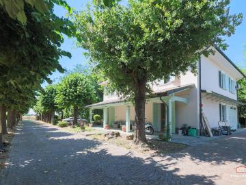 Villa in vendita a Budrio BO