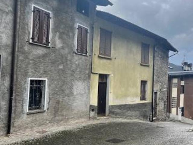 Villa in vendita a Buglio in Monte SO