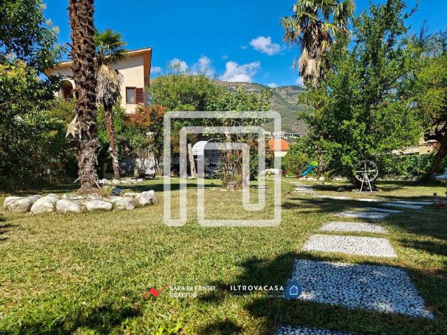 Villa in vendita a Bugnara AQ
