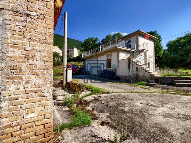 Villa in vendita a Bugnara AQ