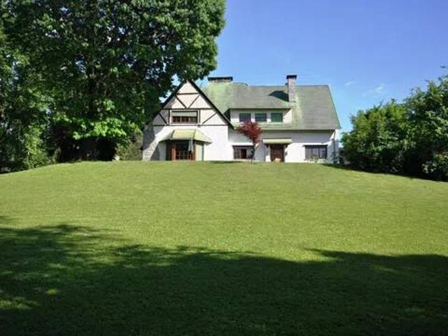 Villa in vendita a Buguggiate VA