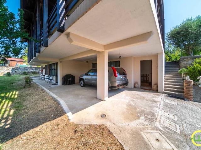 Villa in vendita a Buja UD