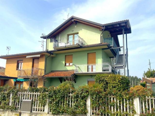Villa in vendita a Bulgarograsso CO