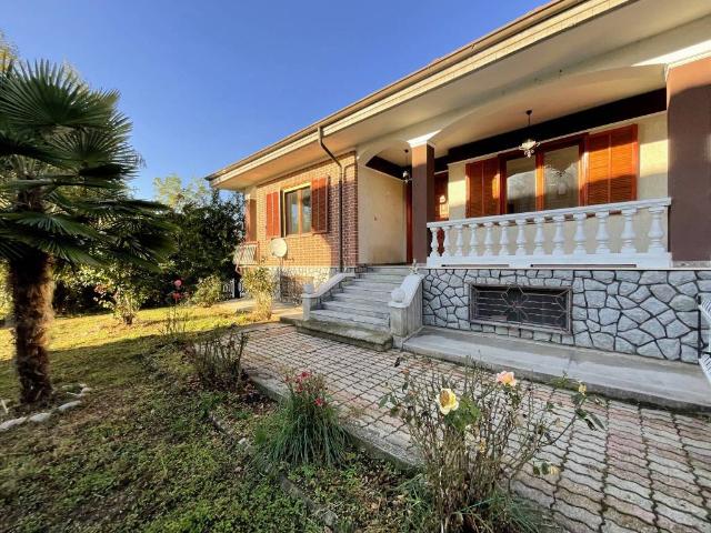 Villa in vendita a Busca CN