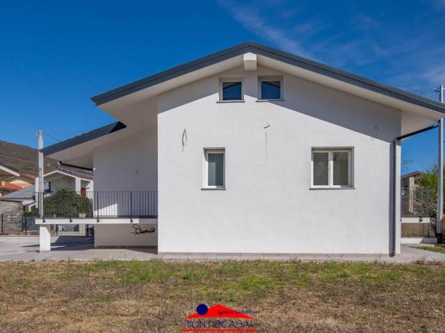 Villa in vendita a Busca CN