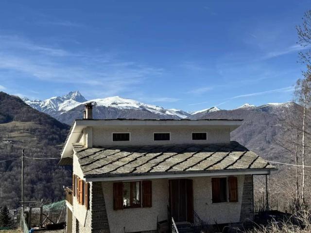Villa in vendita a Busca CN