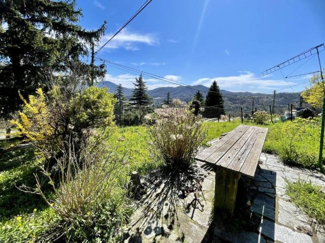 Villa in vendita a Busalla GE