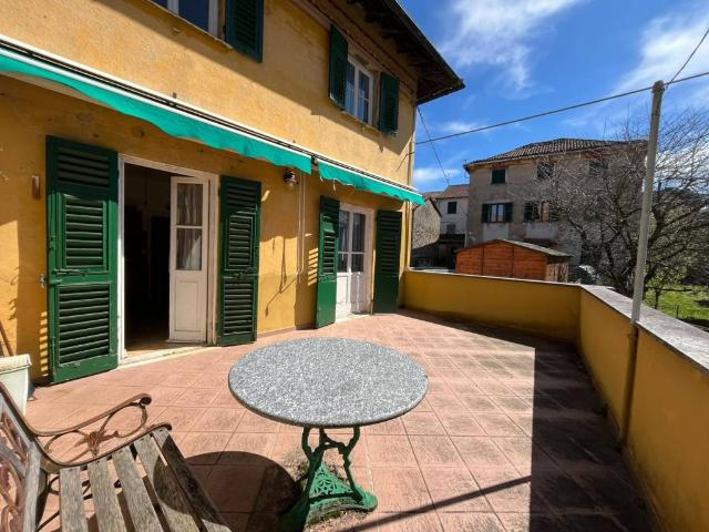 Villa in vendita a Busalla GE