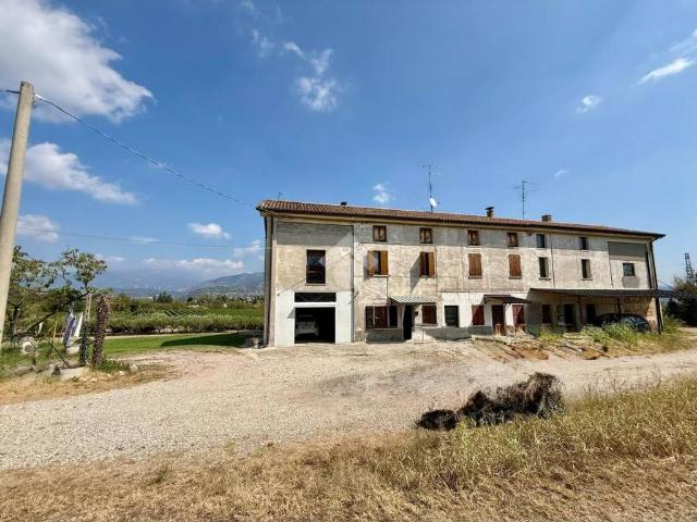 Villa in vendita a Bussolengo VR