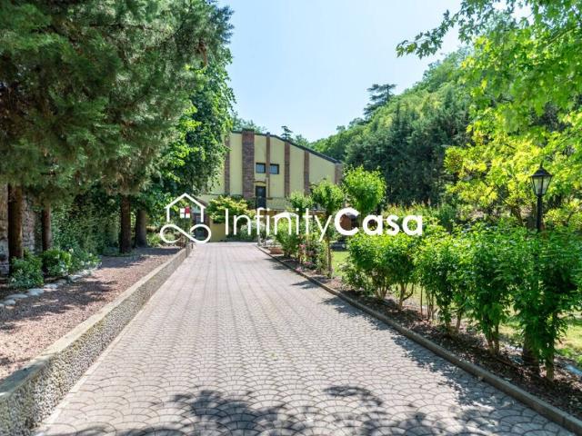 Villa in vendita a Bussolengo VR