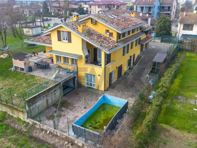 Villa in vendita a Busseto PR