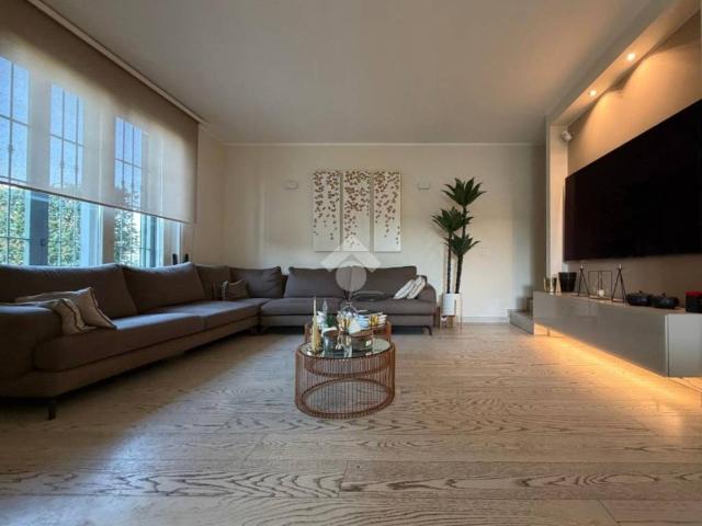 Villa in vendita a Bussero MI