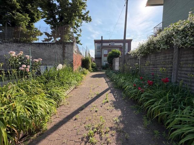 Villa in vendita a Busto Arsizio VA